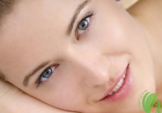 Деликатное очищение лица салициловой кислотой